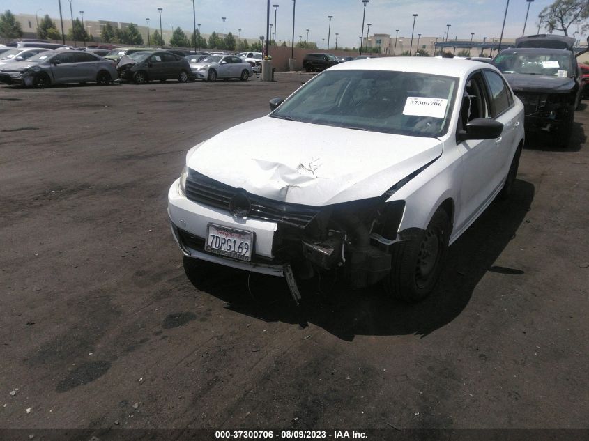 2014 VOLKSWAGEN JETTA SEDAN S - 3VW2K7AJ2EM415602