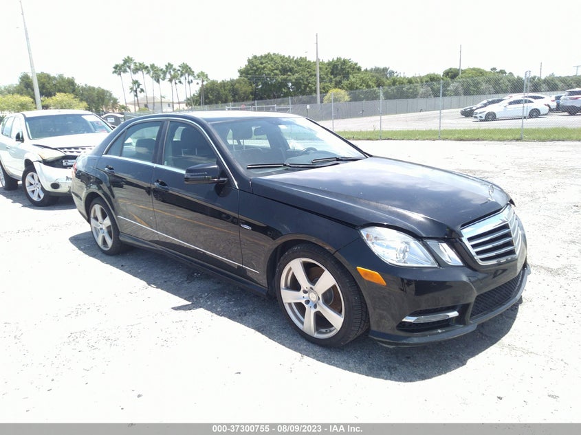 MERCEDES-BENZ E350 2012. Lot# 37300755. VIN WP1AA29P14LA21889. Photo 1