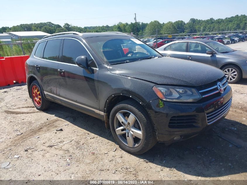 2013 VOLKSWAGEN TOUAREG LUX - WVGEF9BP7DD006536