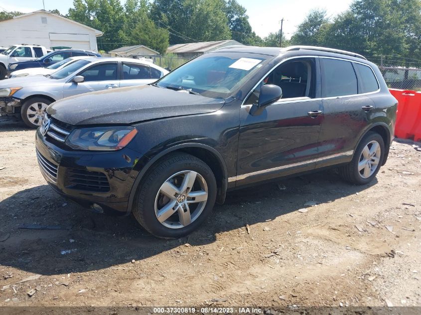 2013 VOLKSWAGEN TOUAREG LUX - WVGEF9BP7DD006536