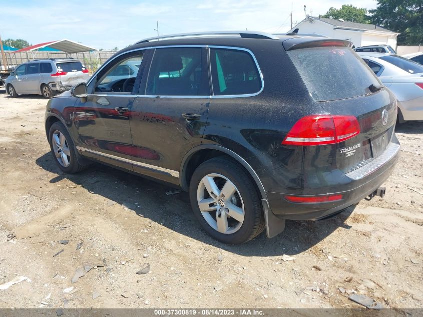 2013 VOLKSWAGEN TOUAREG LUX - WVGEF9BP7DD006536