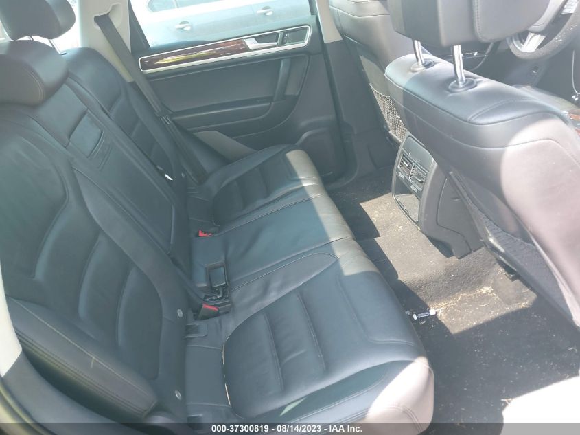 2013 VOLKSWAGEN TOUAREG LUX - WVGEF9BP7DD006536