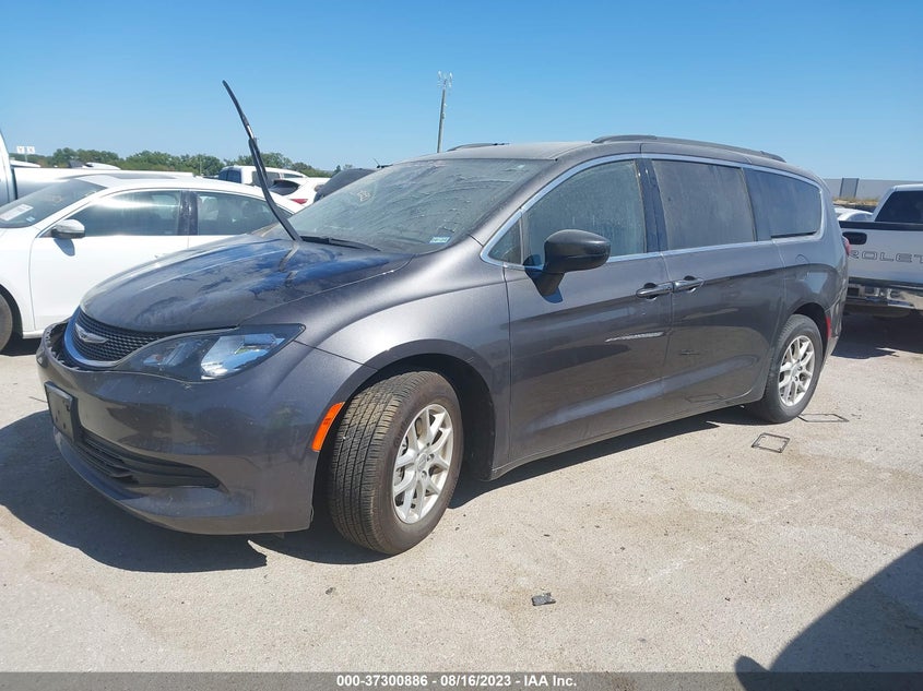 VIN 2C4RC1DG2LR184296 2020 CHRYSLER VOYAGER LXI