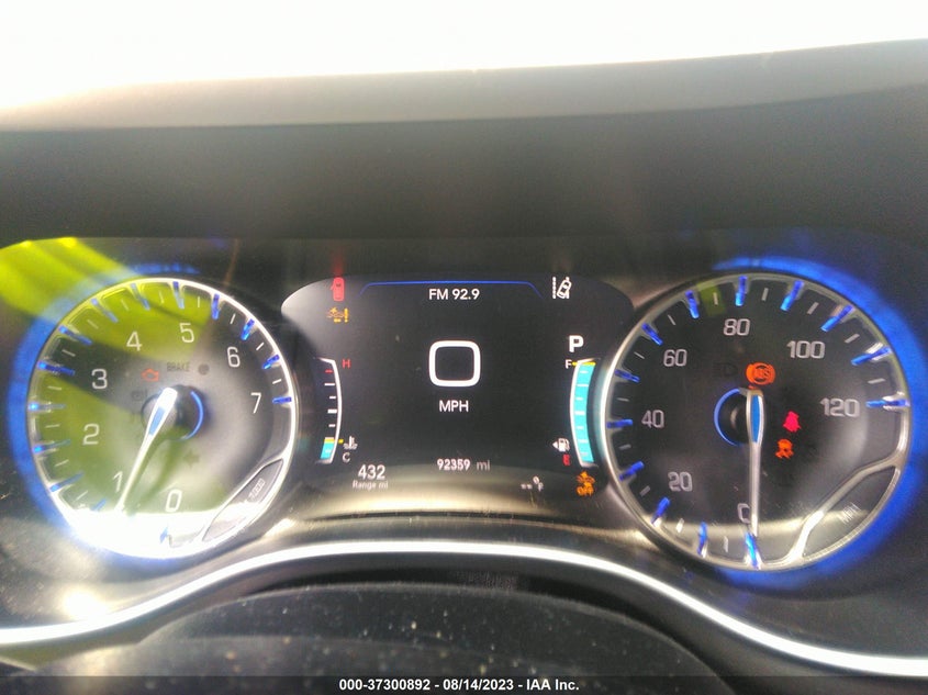 VIN 2C4RC1BG5LR183307 2020 CHRYSLER PACIFICA TOURING L