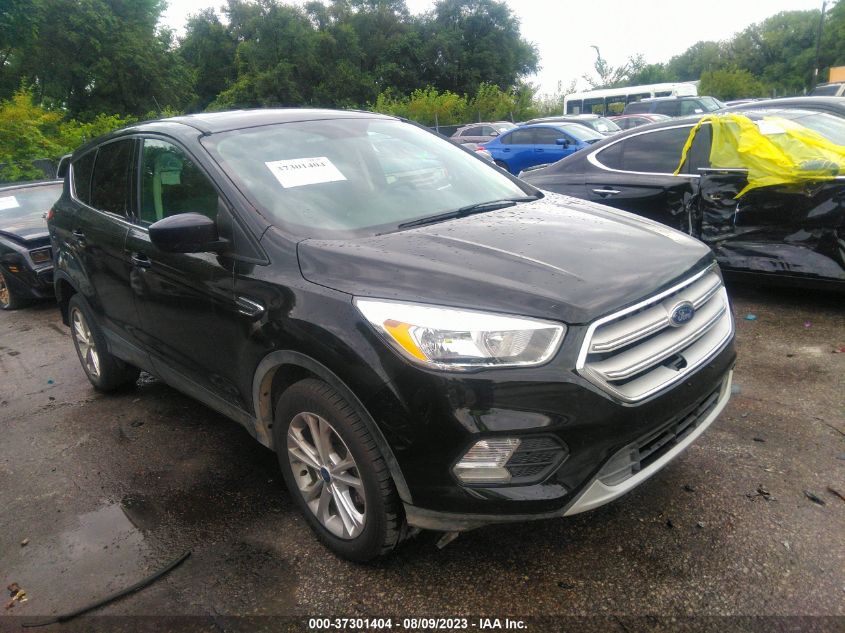 2019 FORD ESCAPE SE - 1FMCU0GD5KUB10009