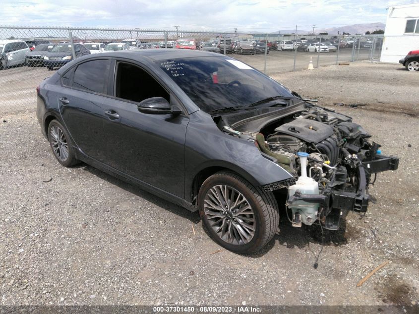 2022 KIA FORTE GT-LINE - 3KPF54AD8NE473177