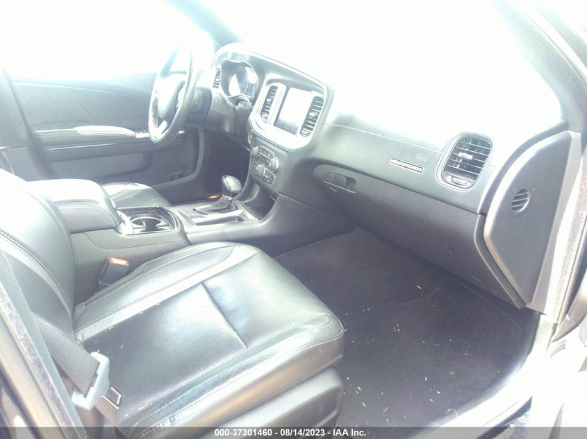 VIN 2C3CDXBG2KH623353 2019 DODGE CHARGER SXT