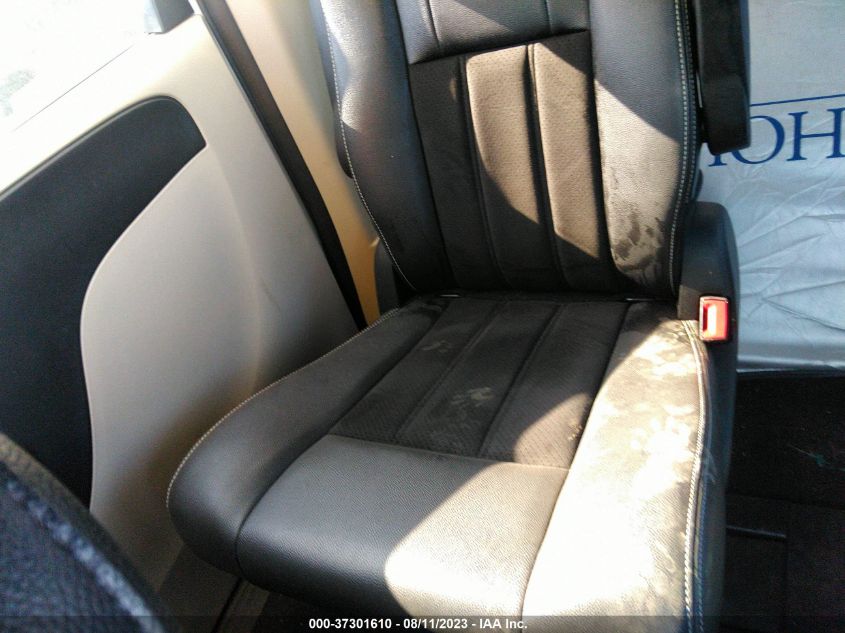 2019 DODGE GRAND CARAVAN SXT - 2C4RDGCG4KR608240