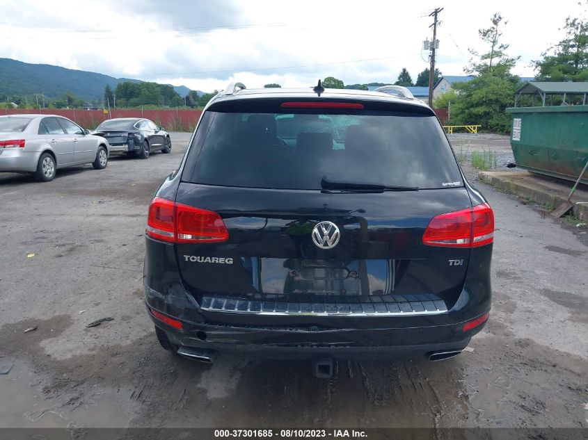 2013 VOLKSWAGEN TOUAREG LUX - WVGEP9BP4DD002201
