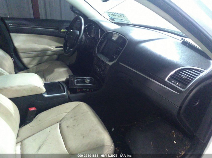 2015 CHRYSLER 300 LIMITED - 2C3CCAAG8FH830532
