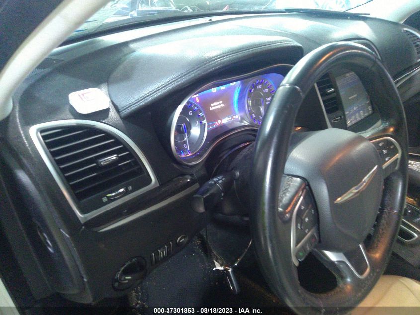 2015 CHRYSLER 300 LIMITED - 2C3CCAAG8FH830532