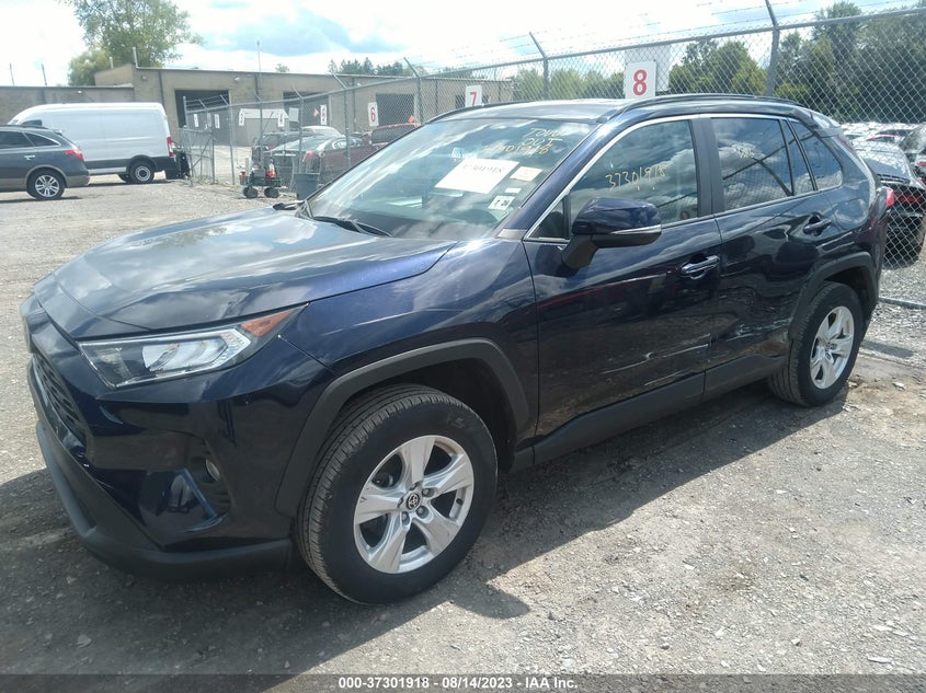 VIN 2T3P1RFV1MW219277 2021 TOYOTA RAV4 XLE