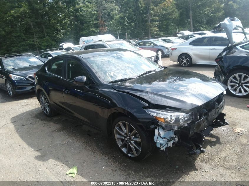 2018 MAZDA MAZDA3 4-DOOR TOURING - 3MZBN1V35JM193499