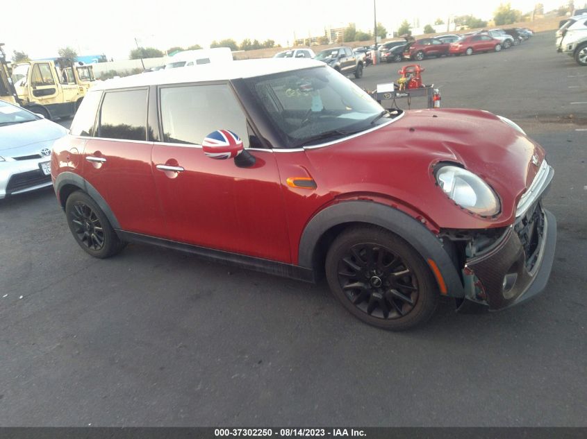 2015 MINI COOPER HARDTOP 4 DOOR - WMWXS5C52FT827791