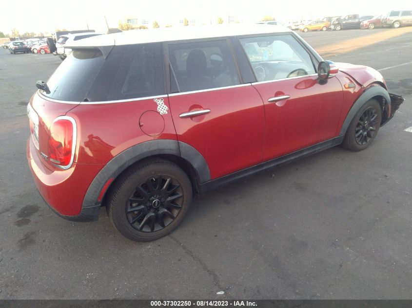 2015 MINI COOPER HARDTOP 4 DOOR - WMWXS5C52FT827791