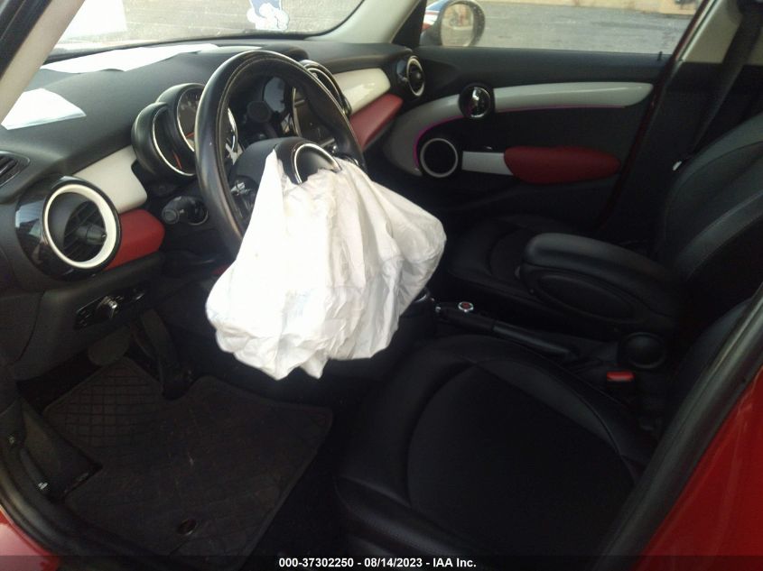 2015 MINI COOPER HARDTOP 4 DOOR - WMWXS5C52FT827791