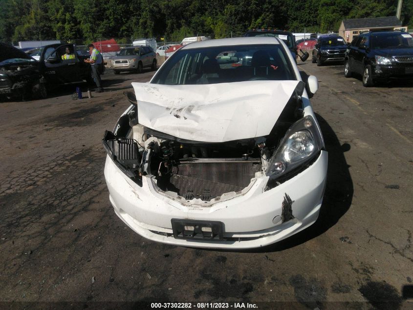 2013 HONDA FIT - JHMGE8G38DC075644