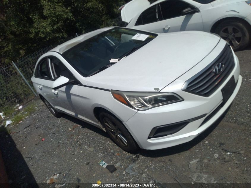 2016 HYUNDAI SONATA 2.4L SE - 5NPE24AF5GH342146