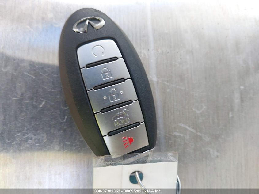 2015 INFINITI QX80 - JN8AZ2NE4F9082432