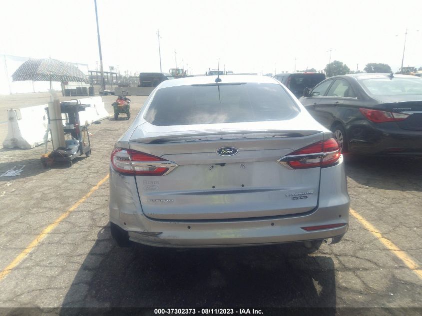 2020 FORD FUSION ENERGI TITANIUM - 3FA6P0SU7LR132592