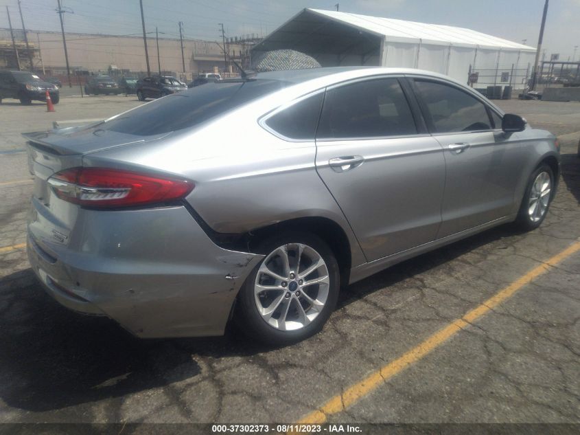 2020 FORD FUSION ENERGI TITANIUM - 3FA6P0SU7LR132592