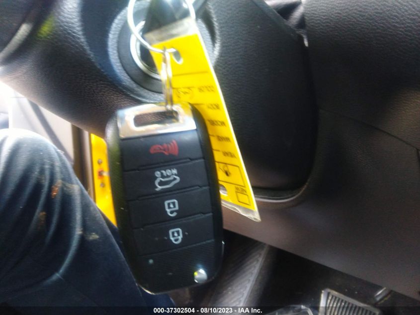 2014 KIA SOUL + - KNDJP3A52E7007929