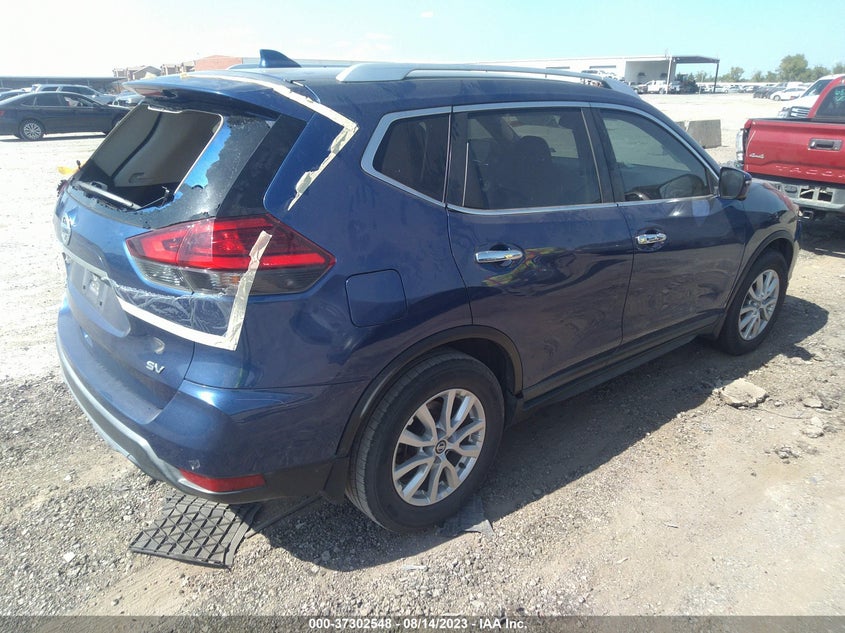 VIN KNMAT2MT7HP568647 2017 NISSAN ROGUE SV