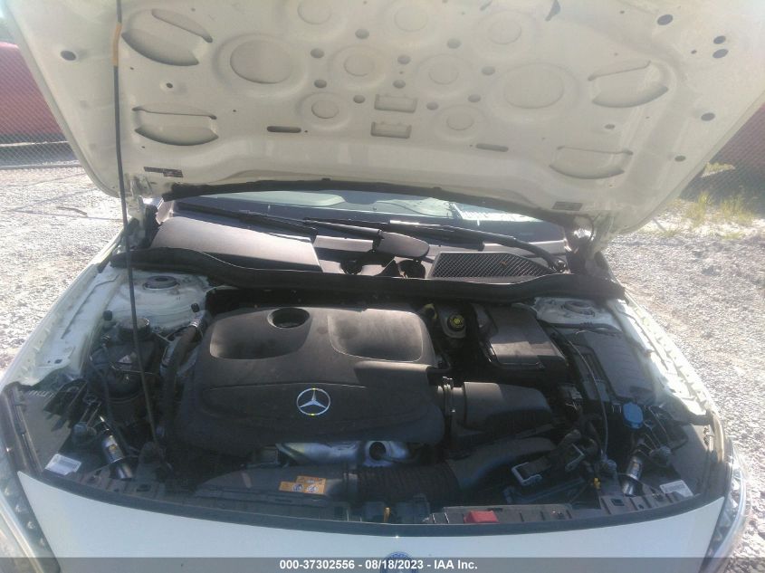 2017 MERCEDES-BENZ GLA 250 - WDCTG4EB0HJ358712