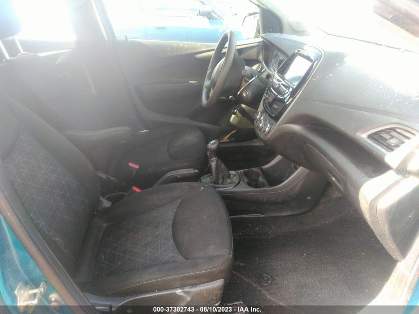 VIN KL8CA6SA4KC711729 2019 CHEVROLET SPARK LS