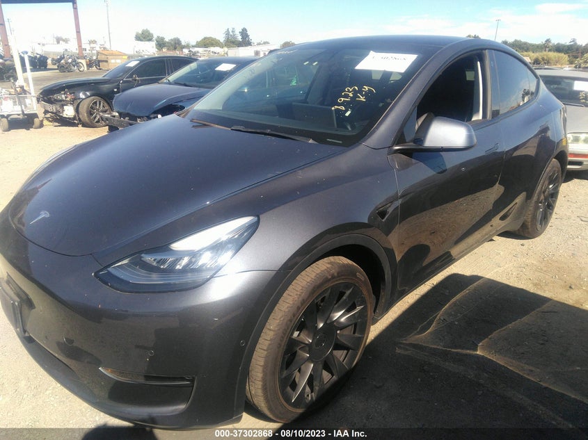 VIN 5YJYGDEE4MF275825 2021 TESLA MODEL Y