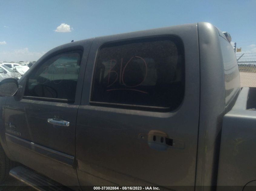 2013 GMC SIERRA 1500 SLE - 3GTP1VE29DG110064