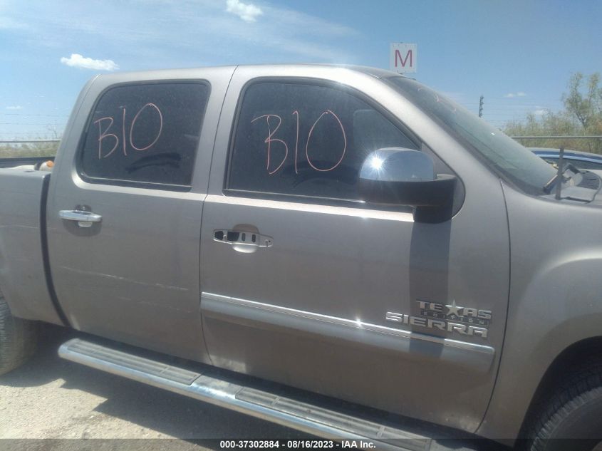 2013 GMC SIERRA 1500 SLE - 3GTP1VE29DG110064