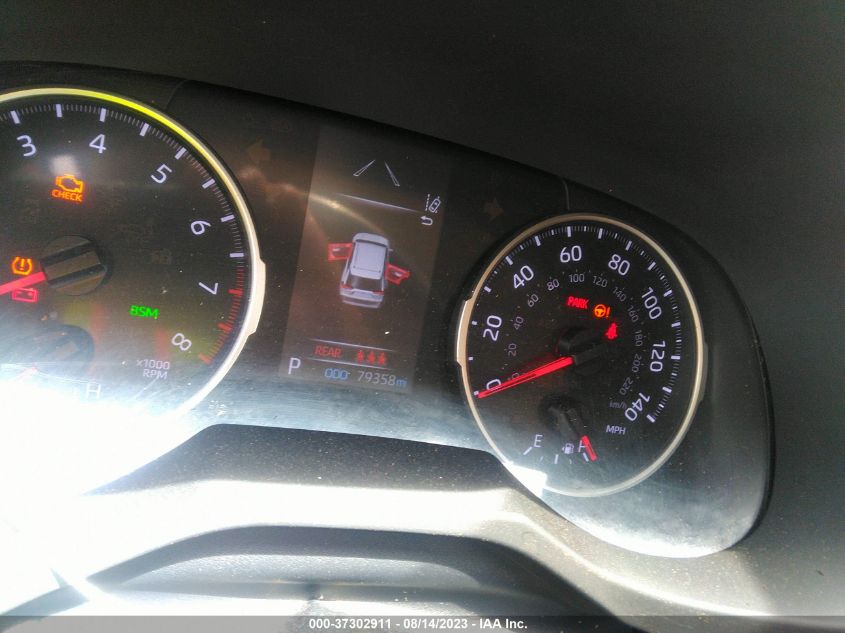 2019 TOYOTA RAV4 LE - JTMG1RFV8KD021743