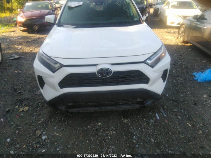 2022 TOYOTA RAV4 XLE - 2T3W1RFV6NW201760