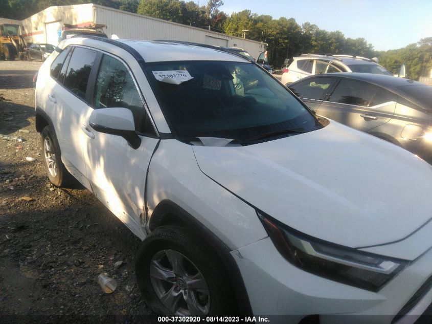 2022 TOYOTA RAV4 XLE - 2T3W1RFV6NW201760