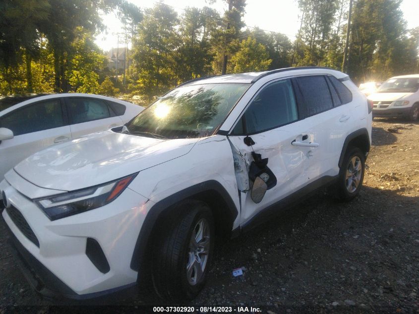 2022 TOYOTA RAV4 XLE - 2T3W1RFV6NW201760