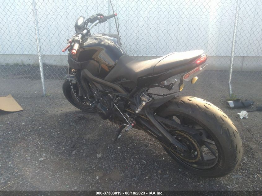 2016 YAMAHA FZ09 JYARN33EXGA011170