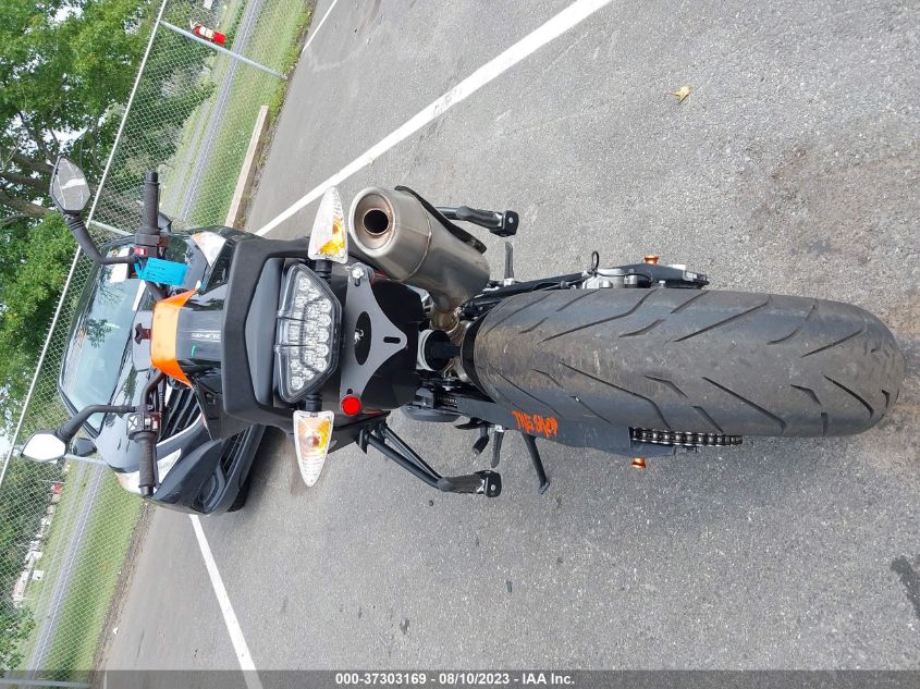 2021 KTM 890 DUKE R - VBKTU9406MM811931