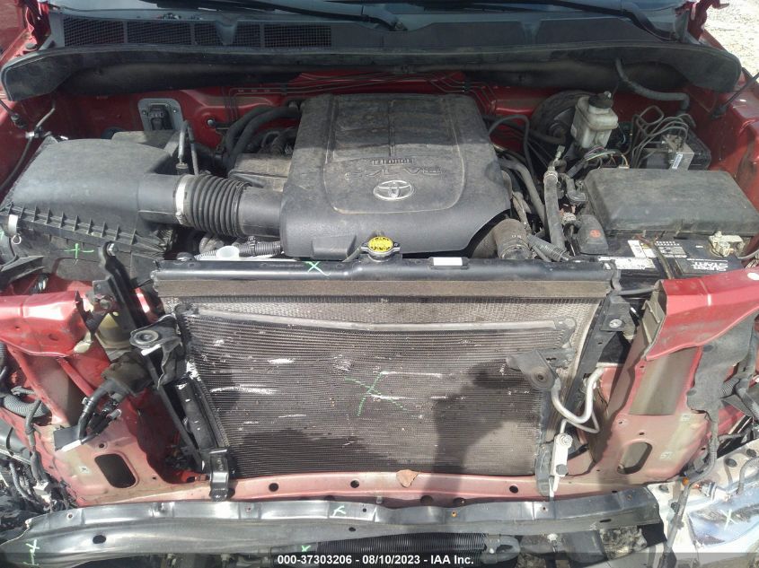 2016 TOYOTA TUNDRA 4WD TRUCK SR5 - 5TFDW5F17GX530688