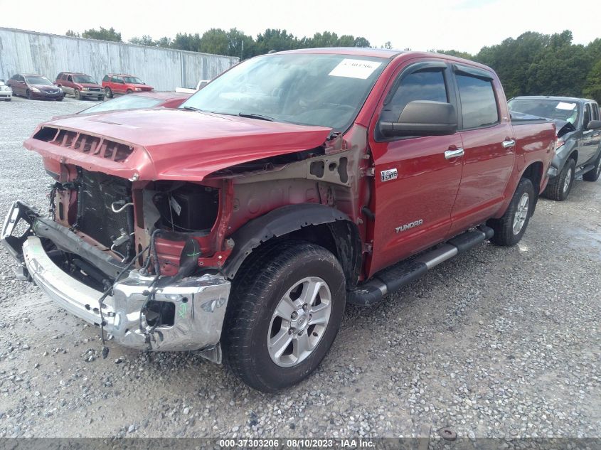 2016 TOYOTA TUNDRA 4WD TRUCK SR5 - 5TFDW5F17GX530688