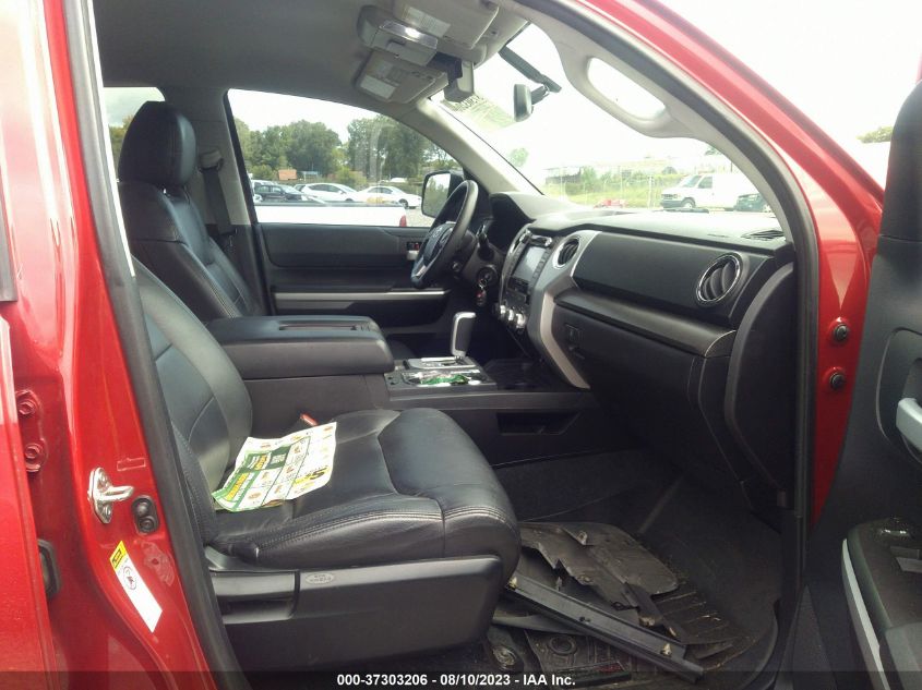 2016 TOYOTA TUNDRA 4WD TRUCK SR5 - 5TFDW5F17GX530688