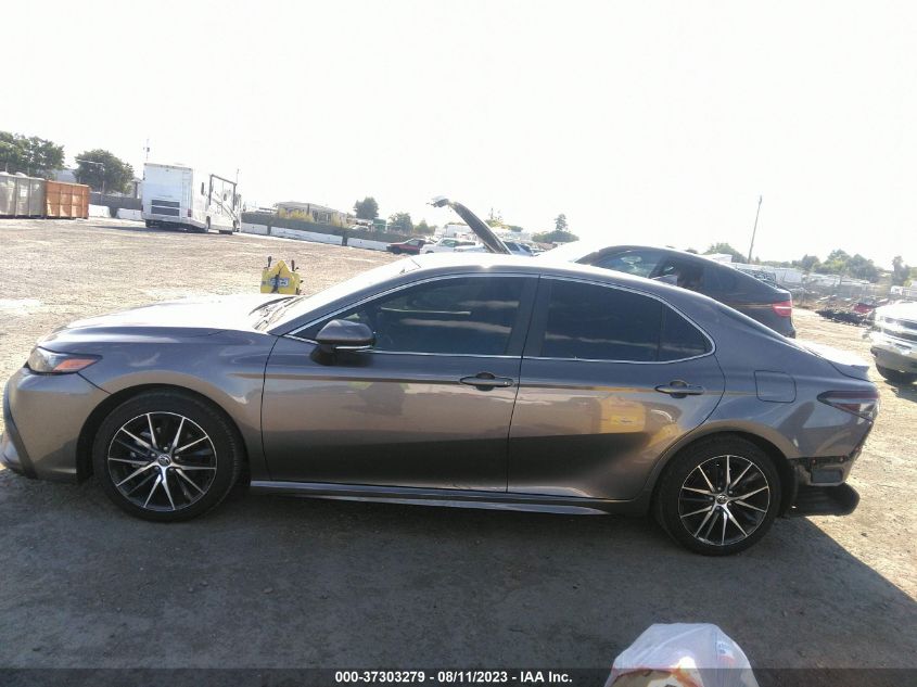 2022 TOYOTA CAMRY SE - 4T1G11AK2NU678102