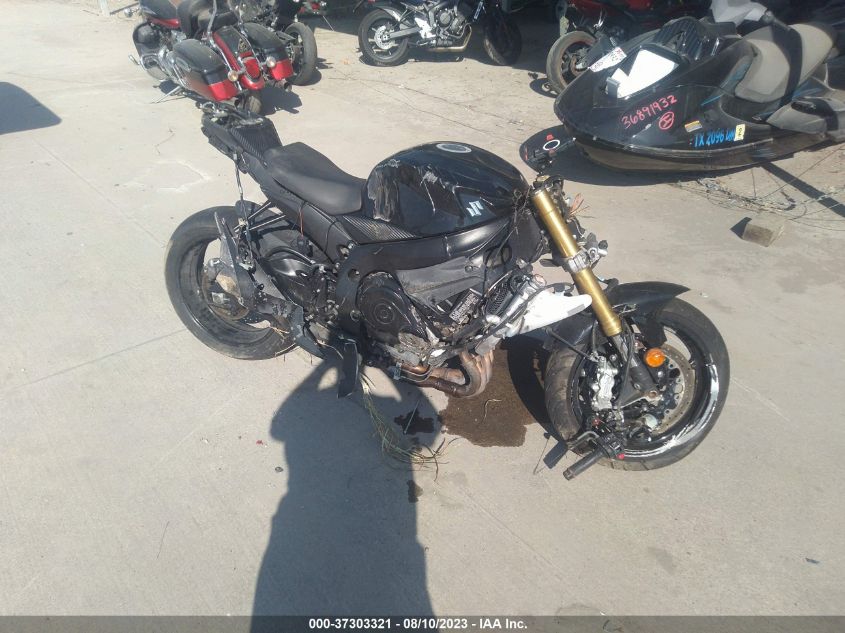 2017 SUZUKI GSX-R750 - JS1GR7MA2H2100854