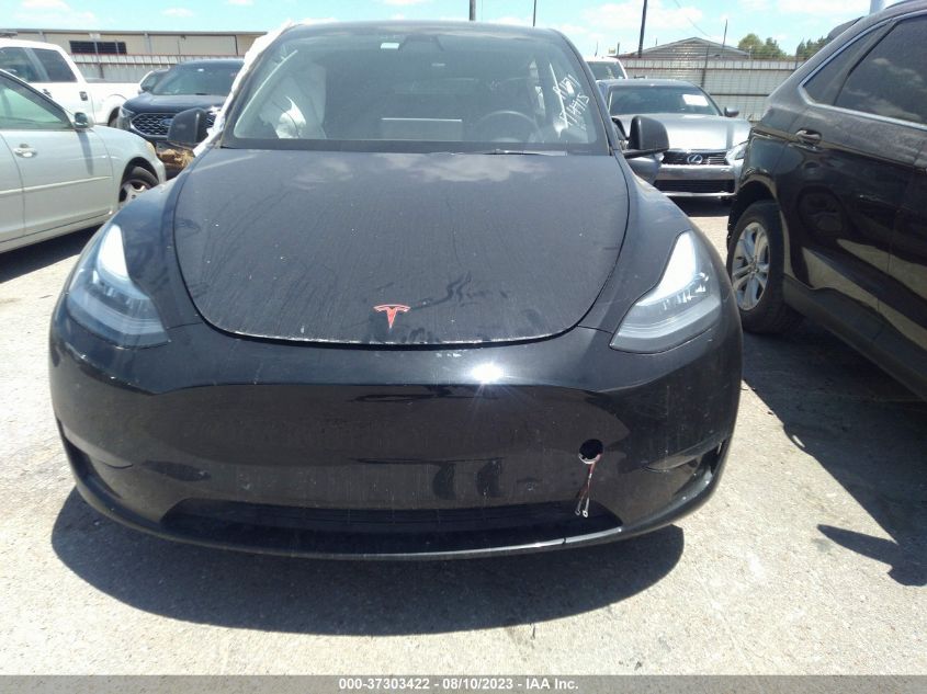 2021 TESLA MODEL Y - 5YJYGDEEXMF200319
