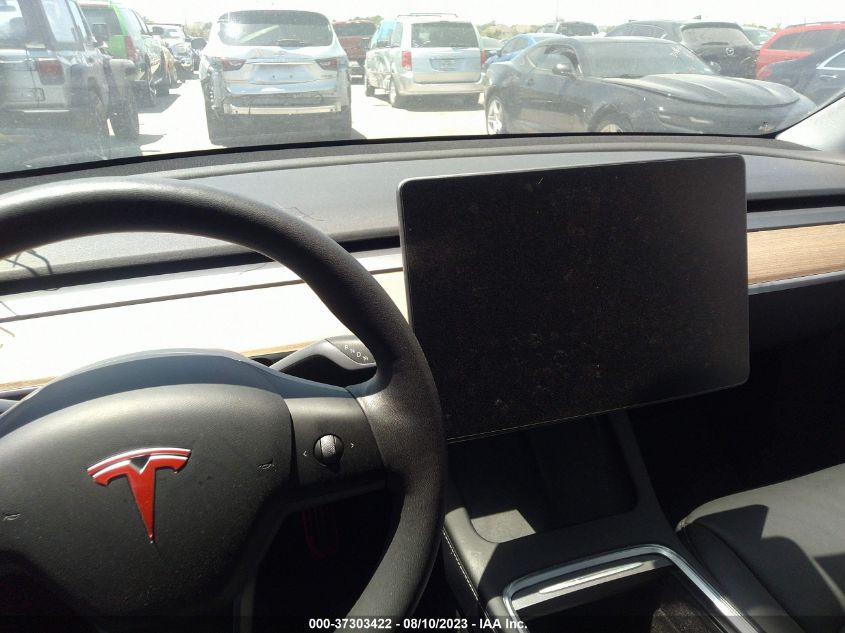 2021 TESLA MODEL Y - 5YJYGDEEXMF200319
