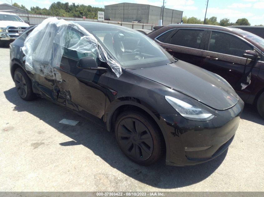 2021 TESLA MODEL Y - 5YJYGDEEXMF200319