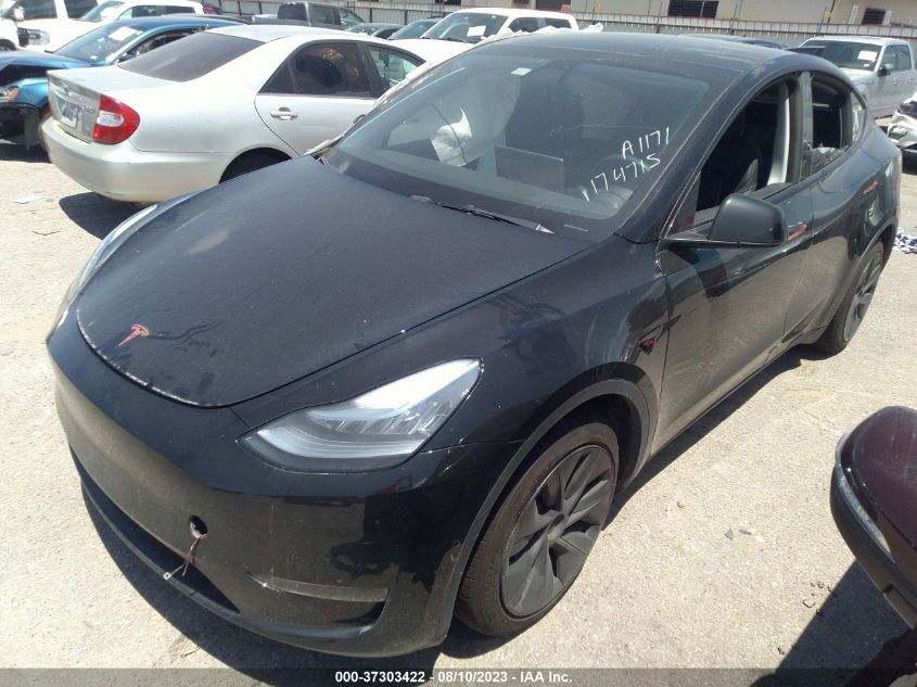 2021 TESLA MODEL Y - 5YJYGDEEXMF200319