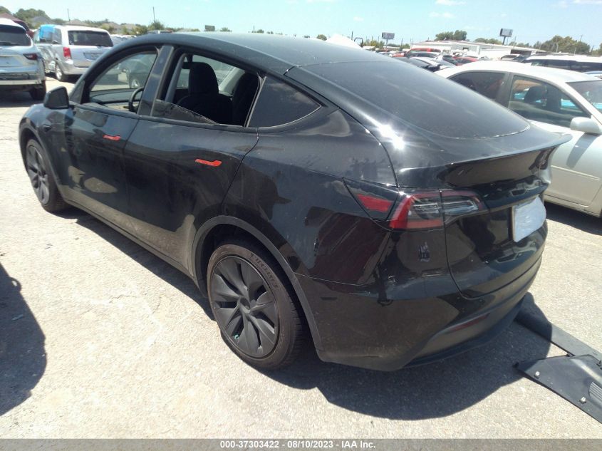 2021 TESLA MODEL Y - 5YJYGDEEXMF200319