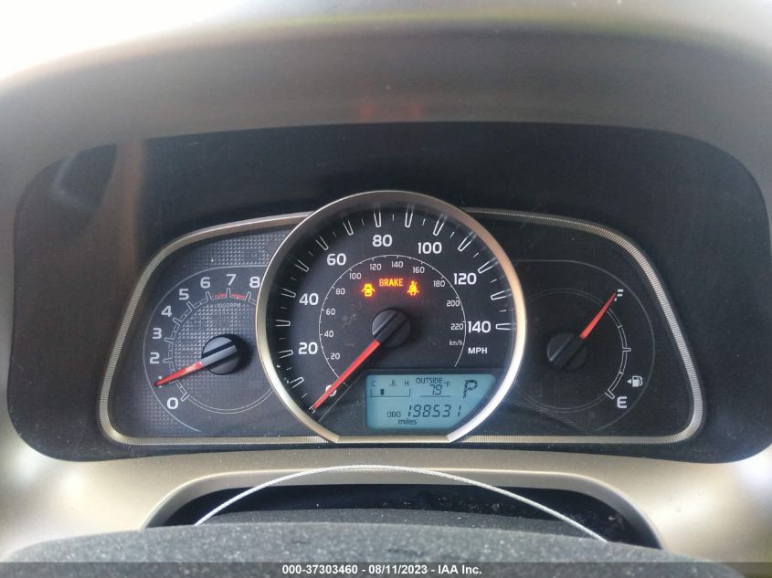 2015 TOYOTA RAV4 XLE - JTMRFREV5FD099902