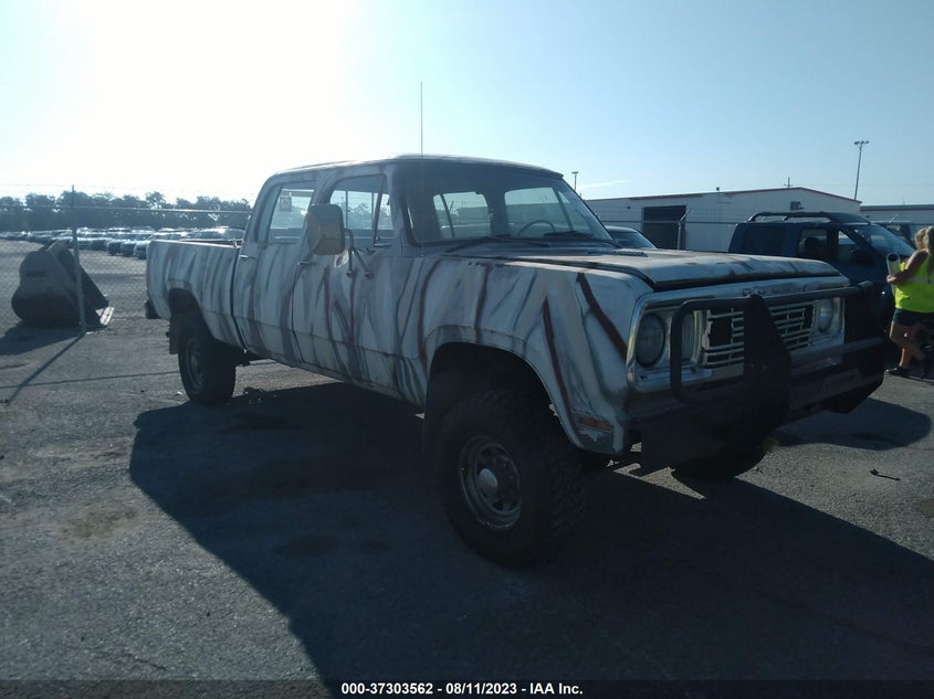 DODGE TRUCK 1976. Lot# 37303562. VIN W26BE7S047318    . Photo 1